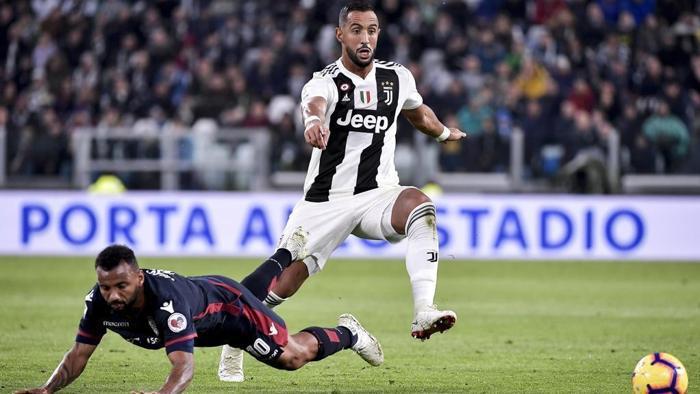Beşiktaşın transfer gündemindeki Medhi Benatiada bomba gelişme