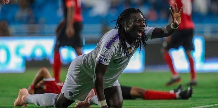 Eski Galatasaraylı Bafetimbi Gomisten flaş transfer açıklaması
