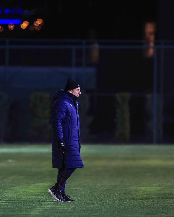 Son dakika Trabzonspor - Başakşehir maçının muhtemel 11leri...