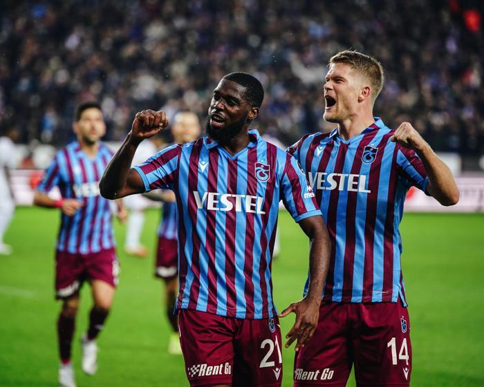 Son dakika Trabzonspor - Başakşehir maçının muhtemel 11leri...
