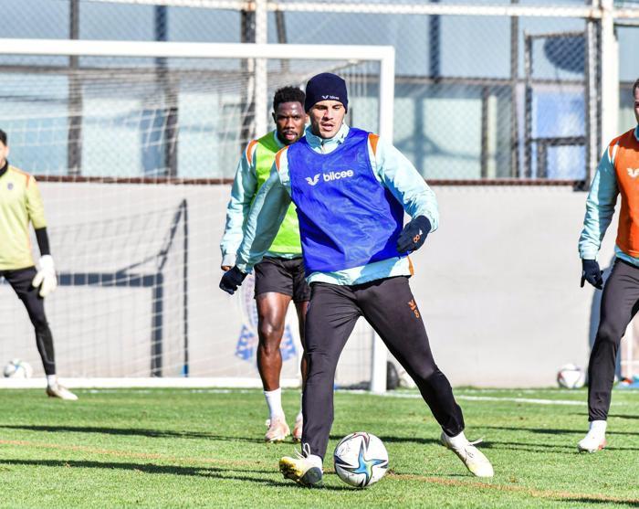 Son dakika Trabzonspor - Başakşehir maçının muhtemel 11leri...