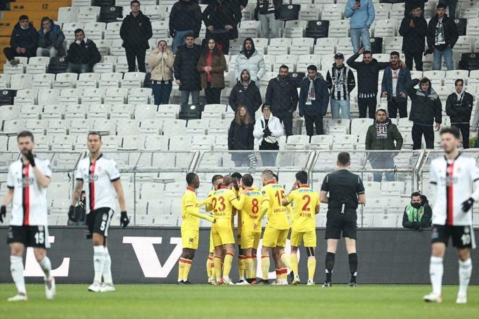 Fanatik yazarları Beşiktaş - Göztepe maçını değerlendirdi: Futbol alışkanlık oyunudur