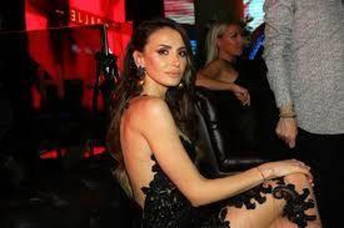 Emina Jahovic pişman oldu