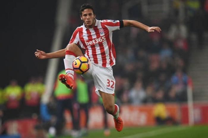 74) Ramadan Sobhi (Stoke City)