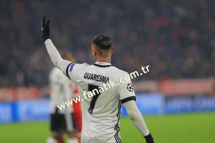 Maç bitti Bayern Münihli oyuncular Quaresmaya koştu