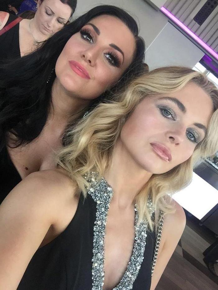 Asker Barbie Katrina Hodge yaşadığı cehennem hayatını anlattı