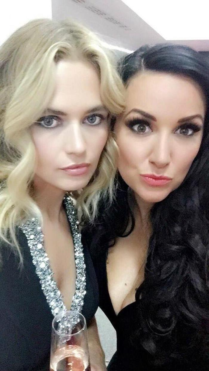 Asker Barbie Katrina Hodge yaşadığı cehennem hayatını anlattı