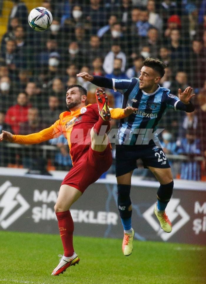 Adana Demirspor - Galatasaray maçında Yunus Akgün fırtınası
