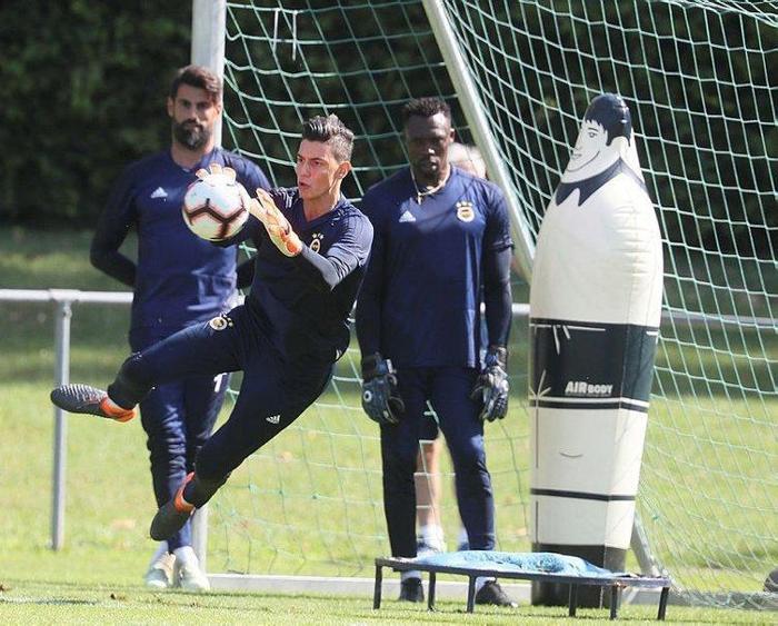 Fenerbahçede transferler içler acısı