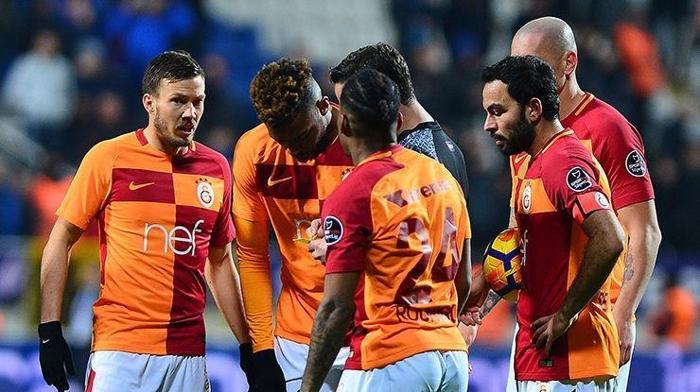 Fatih Terimden büyük neşter
