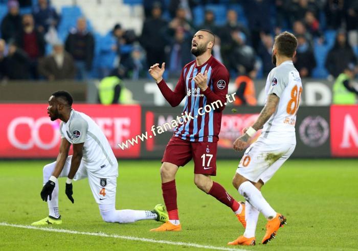 Trabzonspor-Başakşehir maçından kareler