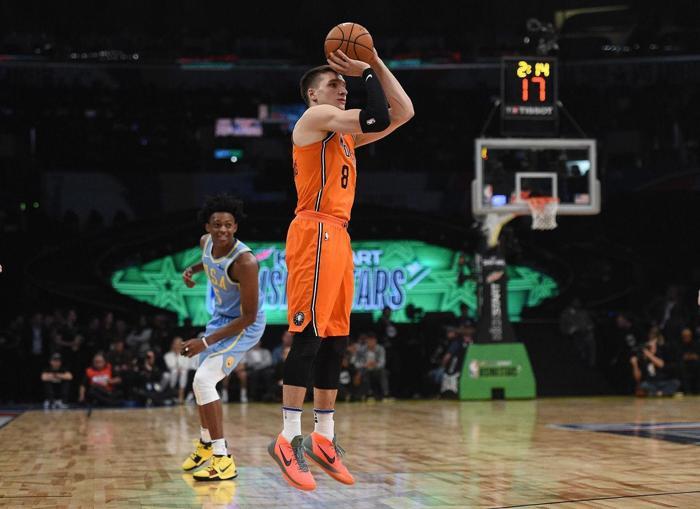 NBA 2Kdan Bogdanovice özel kart