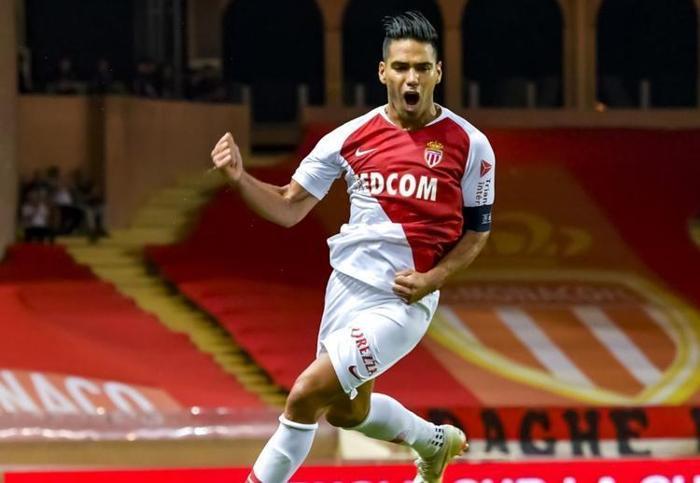 Beşiktaştan forvete çifte bomba transfer: Falcao ve Burak Yılmaz