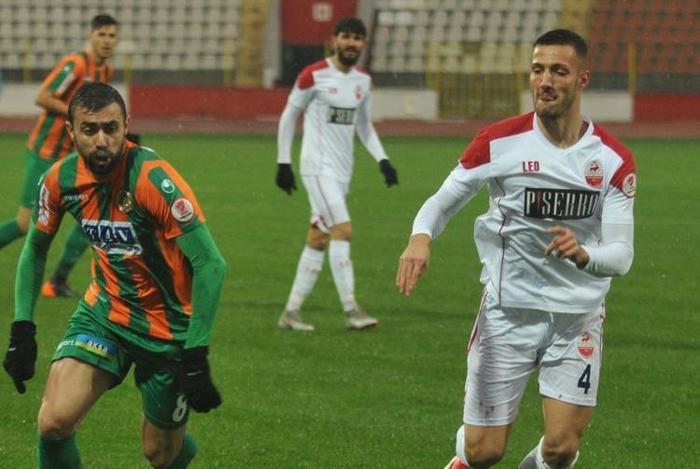Beşiktaştan forvete çifte bomba transfer: Falcao ve Burak Yılmaz