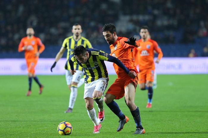 Arda Turanı kızdıran soru