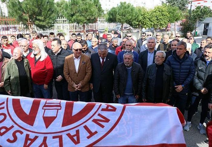 Muhammet Tanju Çetinkaya son yolculuğuna uğurlandı