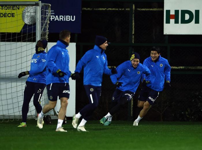 Pereira kararını verdi Son dakika Fenerbahçenin Beşiktaş maçı muhtemel 11i...