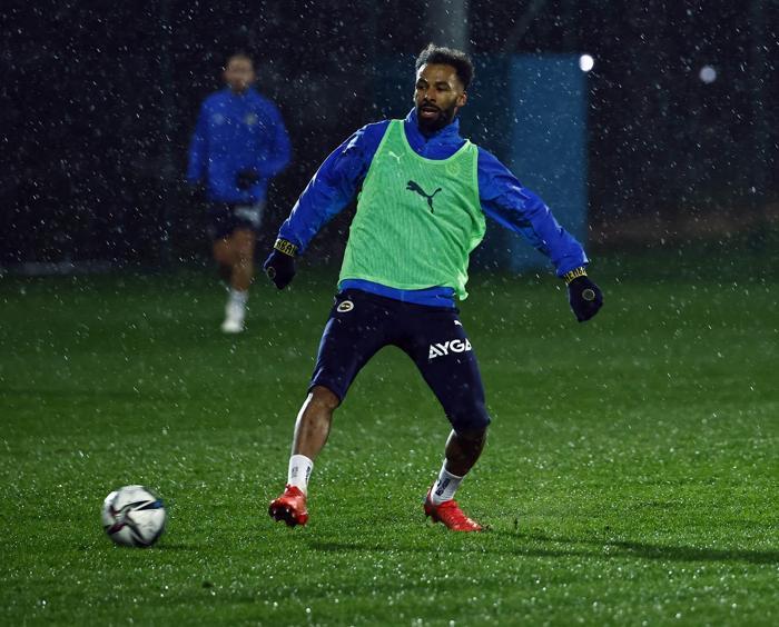 Pereira kararını verdi Son dakika Fenerbahçenin Beşiktaş maçı muhtemel 11i...