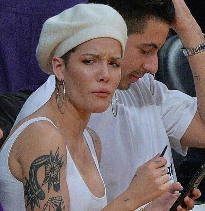 Halsey NBA maçında