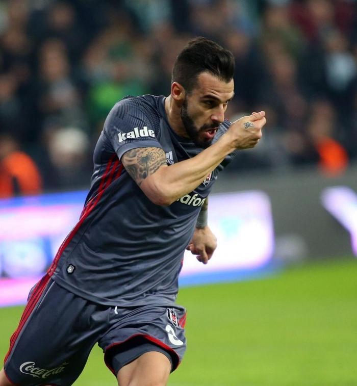 (Alvaro Negredo)