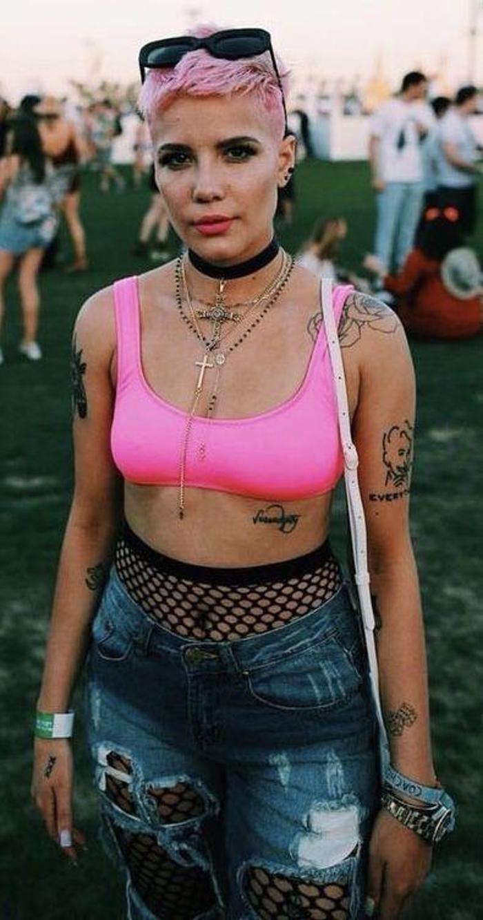 Halsey NBA maçında