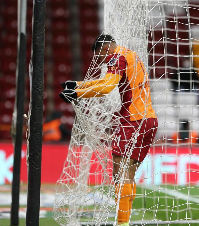 Fanatik yazarları Galatasaray - Başakşehir maçını kaleme aldı