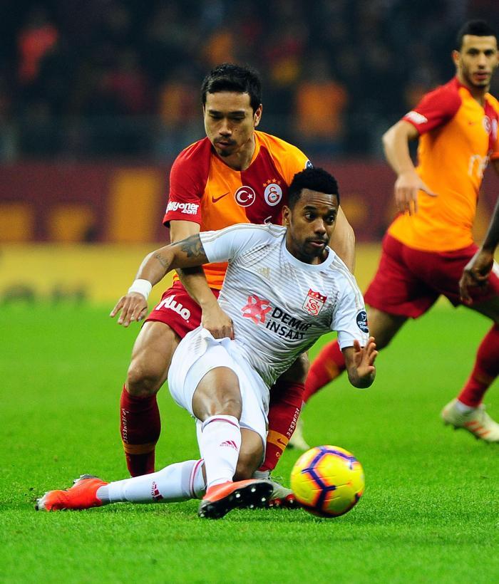 Fanatik yazarlarının Galatasaray - Sivasspor maçı yorumları