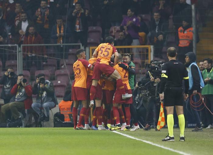 Fanatik yazarlarının Galatasaray - Sivasspor maçı yorumları