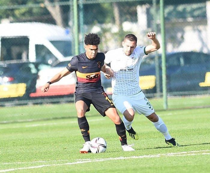 Son dakika: Galatasarayda çifte ayrılık Fatih Terim biletlerini kesti