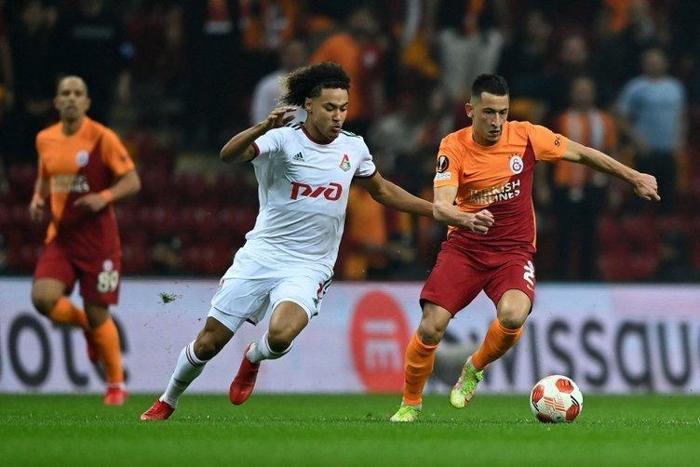 Son dakika: Galatasarayda çifte ayrılık Fatih Terim biletlerini kesti