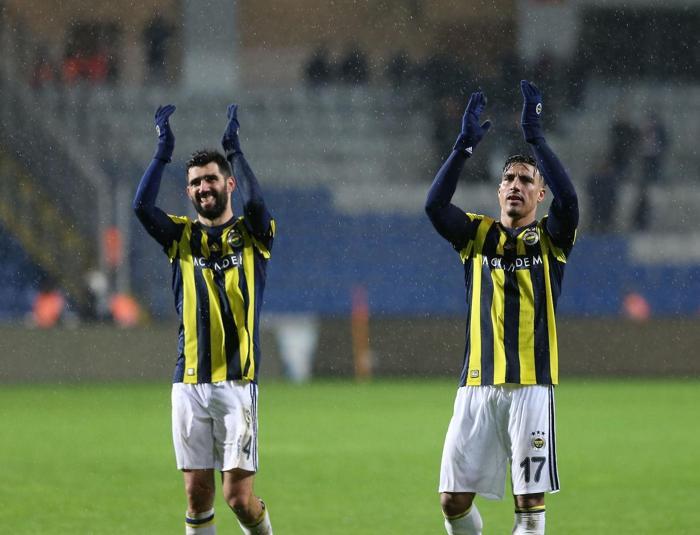Fanatik yazarlarının Medipol Başakşehir - Fenerbahçe maçı yorumları