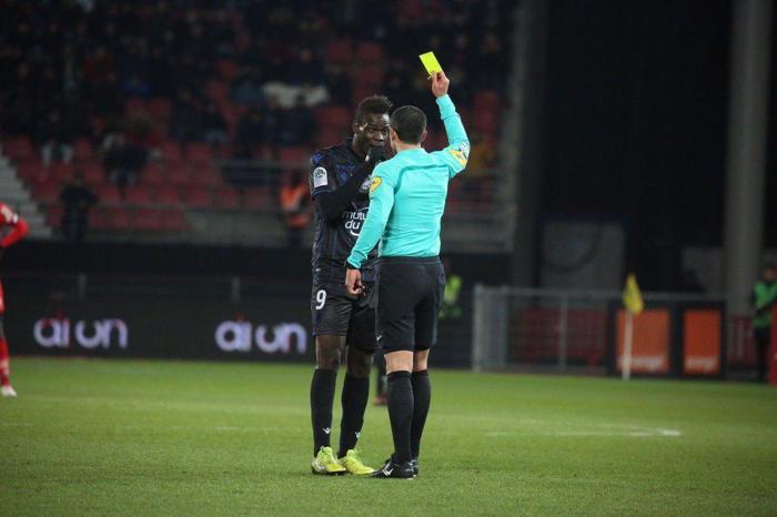Mario Balotelliye ırkçı saldırı