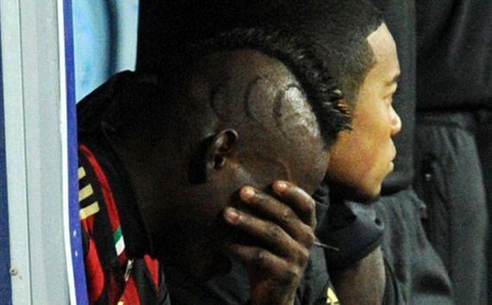 Mario Balotelliye ırkçı saldırı
