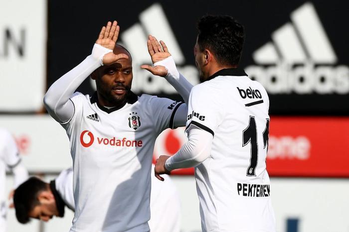 Beşiktaşlı Vagner Love kararını verdi