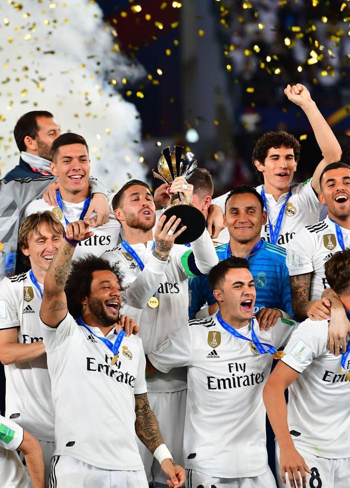 Dünya şampiyonu Real Madrid kupasına kavuştu