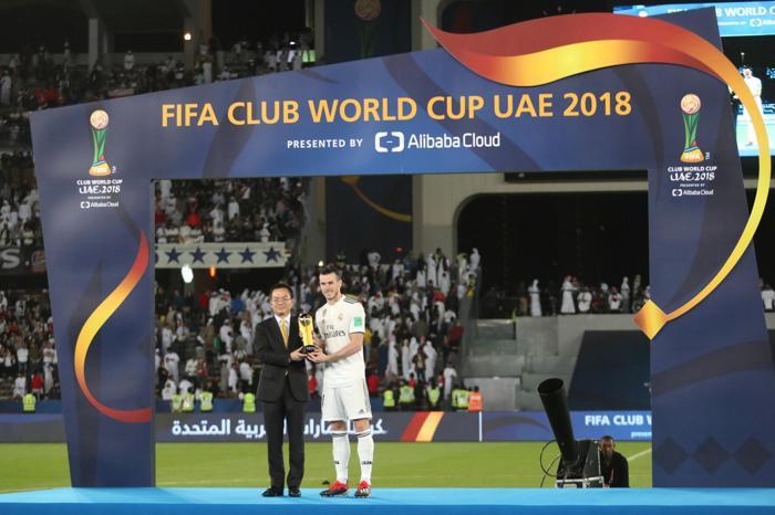 Dünya şampiyonu Real Madrid kupasına kavuştu