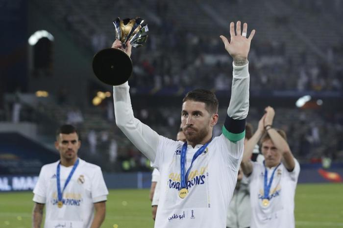 Dünya şampiyonu Real Madrid kupasına kavuştu