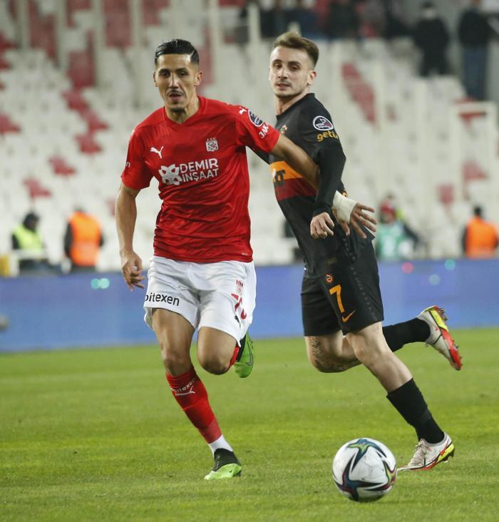 Fanatik yazarları Sivasspor - Galatasaray maçını yazdı