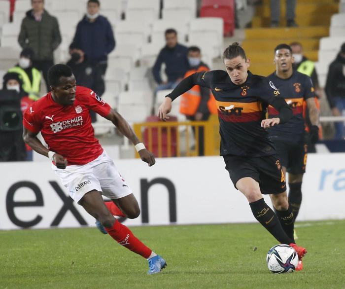 Fanatik yazarları Sivasspor - Galatasaray maçını yazdı