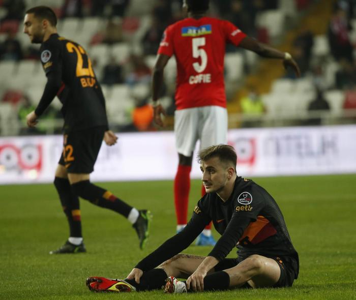 Fanatik yazarları Sivasspor - Galatasaray maçını yazdı