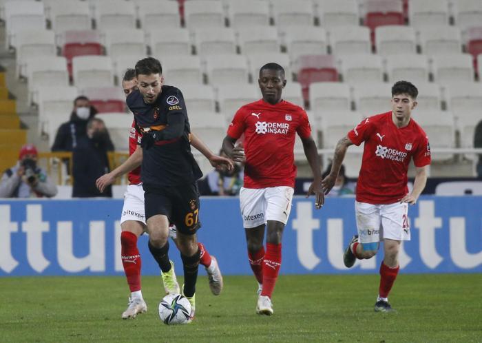 Fanatik yazarları Sivasspor - Galatasaray maçını yazdı