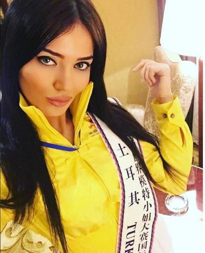Ronaldonun gözdesi Cansu Taşkın Çin yolcusu