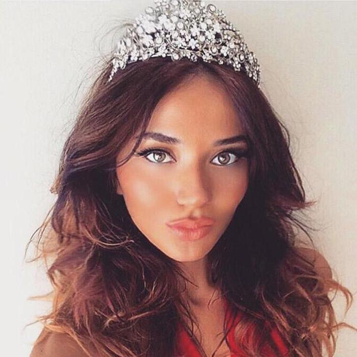Ronaldonun gözdesi Cansu Taşkın Çin yolcusu