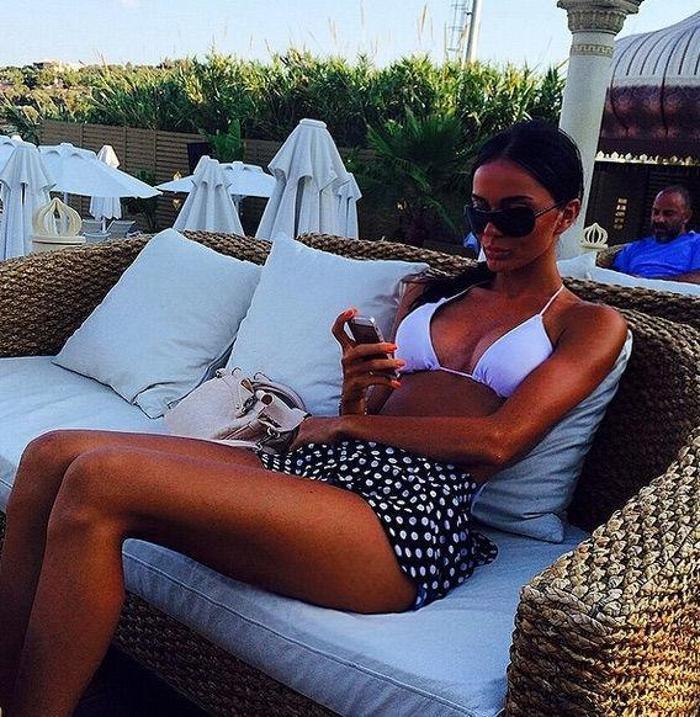 Ronaldonun gözdesi Cansu Taşkın Çin yolcusu