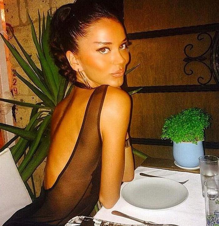 Ronaldonun gözdesi Cansu Taşkın Çin yolcusu