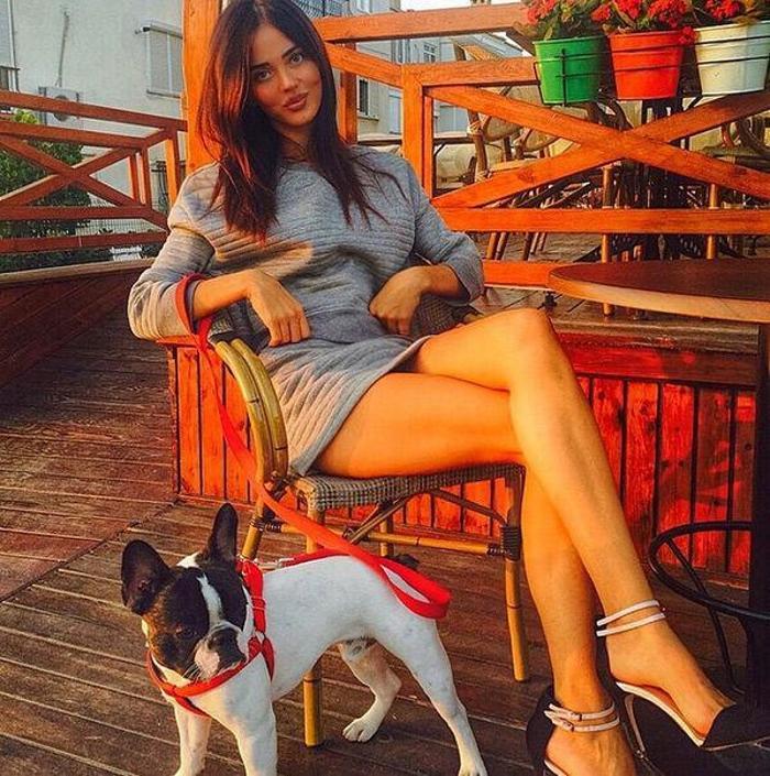 Ronaldonun gözdesi Cansu Taşkın Çin yolcusu