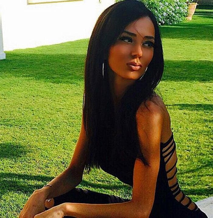 Ronaldonun gözdesi Cansu Taşkın Çin yolcusu