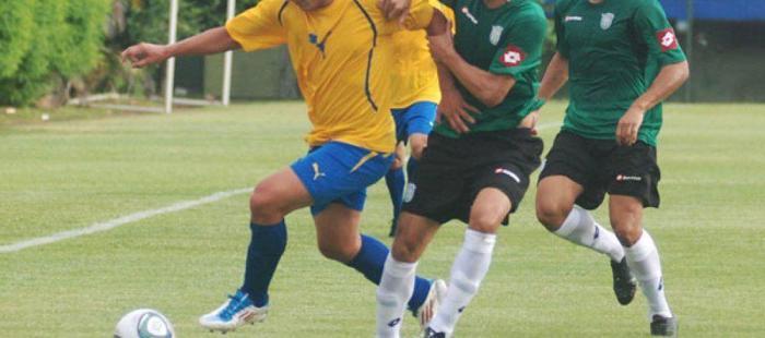 Kulüp başkanıyla futbolcusunun ilişkisi ortaya çıktı Yatak fotoğrafları basına sızdırıldı