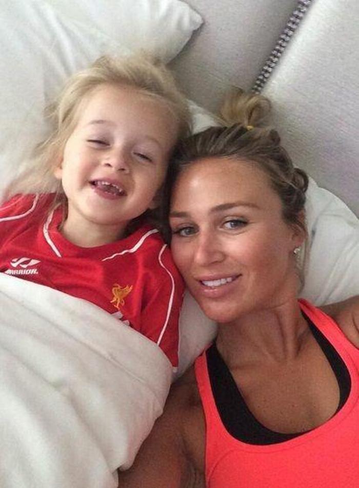 Steven Gerrard ile evlenince hayatı değişti
