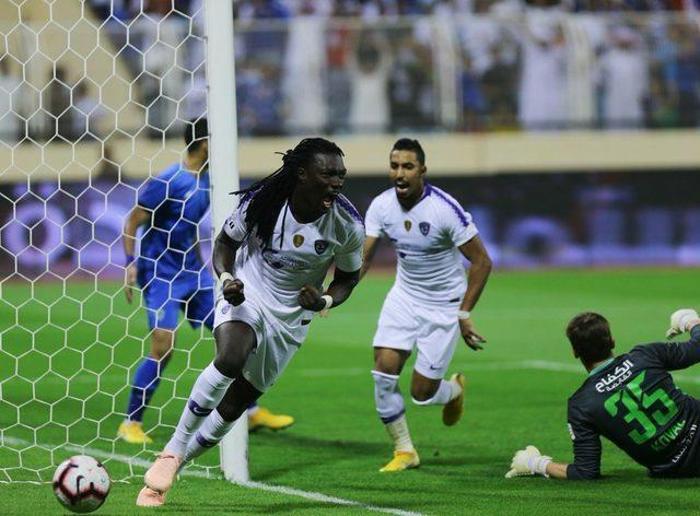 Fenerbahçeden Bafetimbi Gomis bombası Fransada transfer pazarlığı